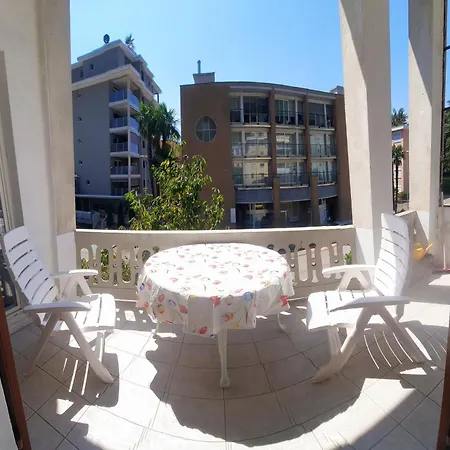 Ampie * لوكارنو